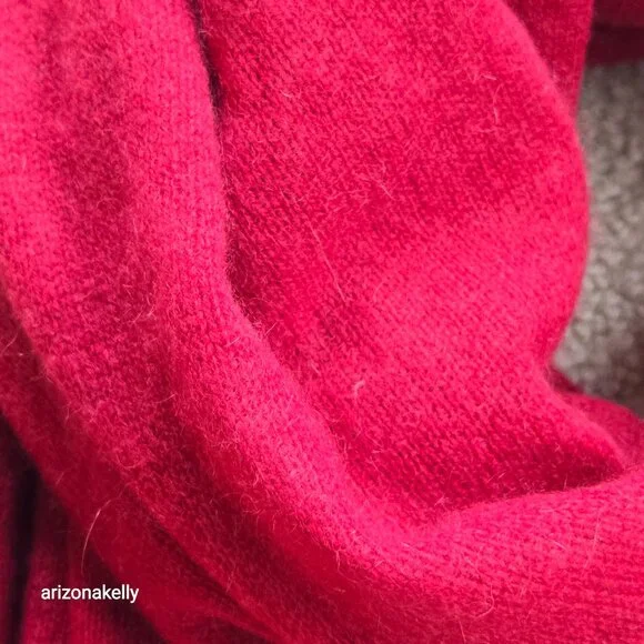 Knit Cashmere Scarf/Wrap Red - Picture 4 of 15